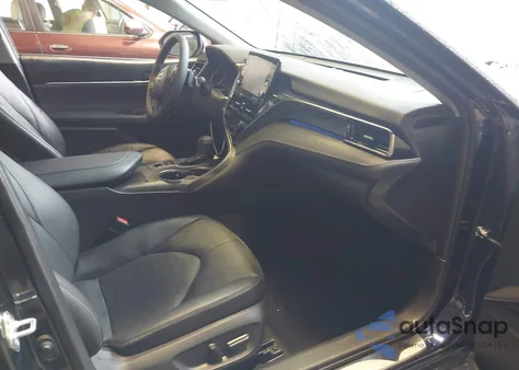 2021 Toyota Camry Xse Hybrid z USA, uszkodzony, nr VIN 4T1K31AK4MU029632